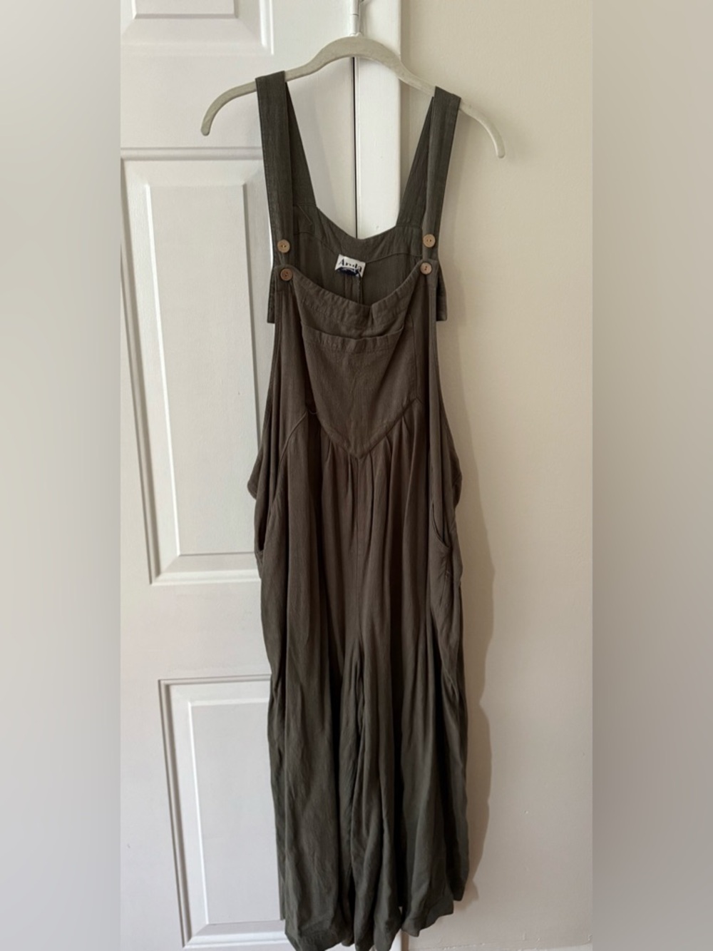 Flowy overalls